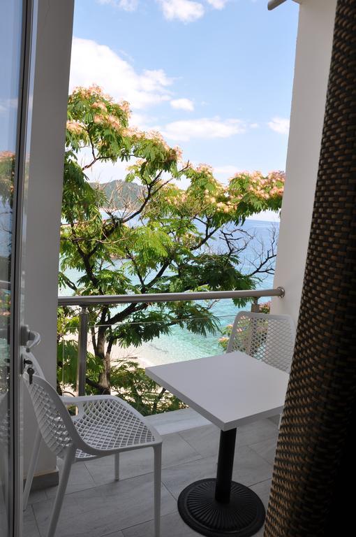 Guesthouse Riviera "Xh&M" Dhërmi エクステリア 写真